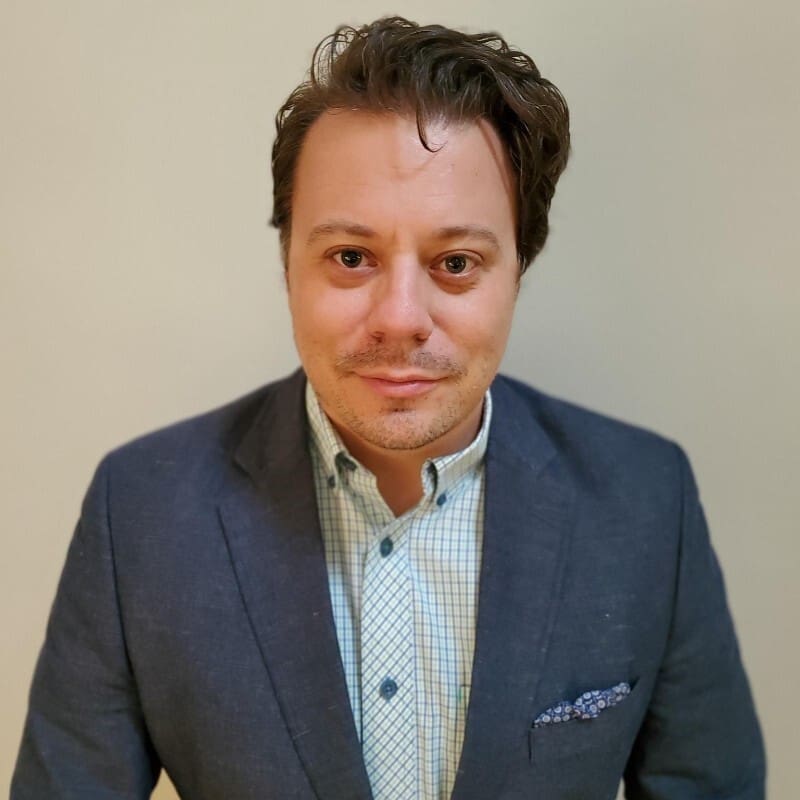 AI Unpacked: A Plain English Guide for Finance Leaders 1 Eli Gill, VP Engineering, Product & AI at Paro