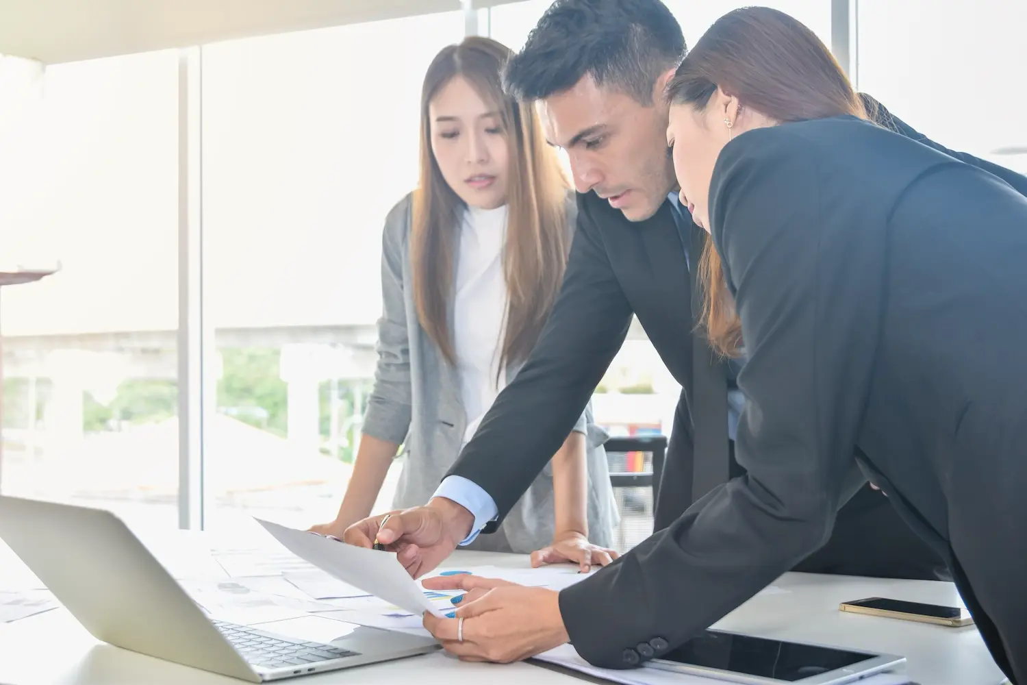 A Fractional CFO Is Your SMB’s Best Partner During Economic Uncertainty